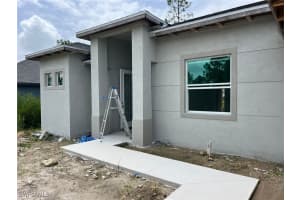 479 Windermere Dr, Lehigh Acres