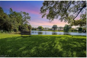 65 Silver Oaks Cir 102, Naples