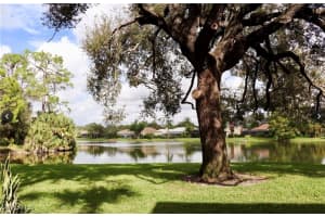 65 Silver Oaks Circle, Naples, FL 34119 - MLS#225059628
