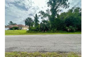 1406 Clark Avenue, Lehigh Acres, FL 33972 - MLS#225059632