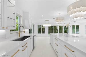 17 Knights Bridge Road, Naples, FL 34112 - MLS#225059634