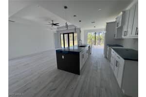 2733 32nd Ave SE, Naples, FL 34117 - MLS#225059742