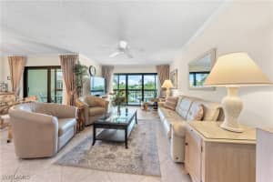 519 Seaview Ct N4, Marco Island
