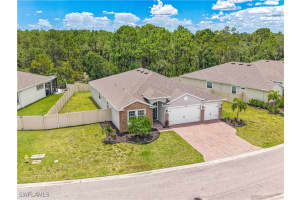 18228 Everson Miles Circle, North Fort Myers, FL 33917 - MLS#225059775