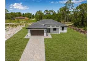 718 Bennington Dr, Lehigh Acres