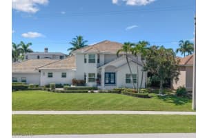 190 Geranium Court, Marco Island, FL 34145 - MLS#225059881