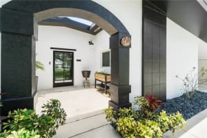 544 Bayside Drive, Fort Myers, FL 33919 - MLS#225059892