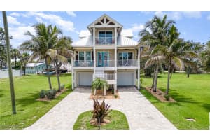 830 San Carlos Drive, Fort Myers Beach, FL 33931 - MLS#225059896
