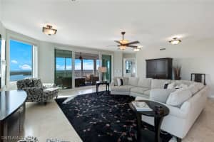 275 Indies Way 1001, Naples