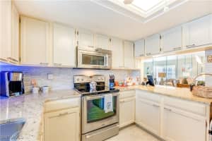 4531 Bay Beach Lane, Fort Myers Beach, FL 33931 - MLS#225059921