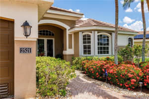 2521 Cape Coral Parkway, Cape Coral, FL 33914 - MLS#225059958