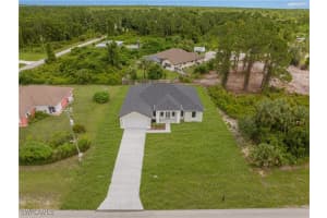 1061 SUNRISE Boulevard, Lehigh Acres, FL 33974 - MLS#225060028