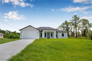 1061 SUNRISE Boulevard, Lehigh Acres, FL 33974 - MLS#225060028