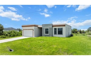 3006 72nd Street, Lehigh Acres, FL 33971 - MLS#225060038