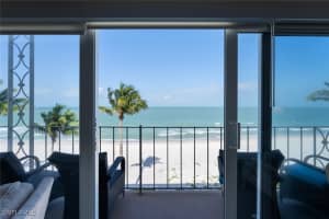 2011 Gulf Shore Boulevard, Naples, FL 34102 - MLS#225060081