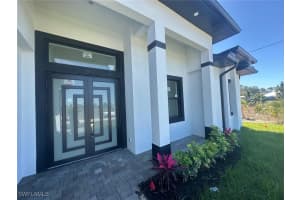 2905 18th Street, Lehigh Acres, FL 33972 Sold 08/22/25