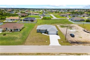 1702 Nelson Rd N, Cape Coral