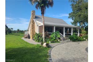 3170 30th Avenue, Naples, FL 34117 Sold 09/28/25