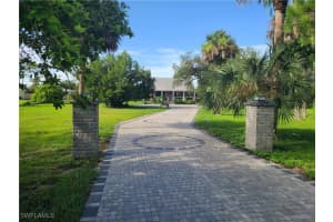 3170 30th Avenue, Naples, FL 34117 Sold 09/28/25