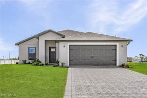 252 Lunette St, Fort Myers