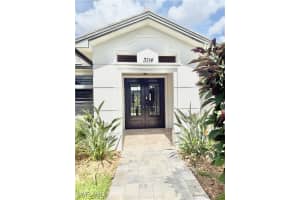 3114 Chiquita Boulevard, Cape Coral, FL 33914 - MLS#225060292