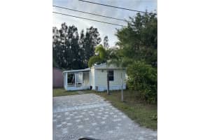 26677 Stardust Dr, Bonita Springs