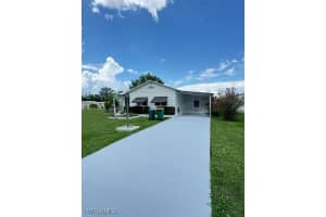 6 Saint Tropez Dr, Naples