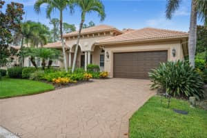 5802 Hammock Isles Dr, Naples