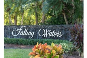 2462 Hidden Lake Dr 208, Naples