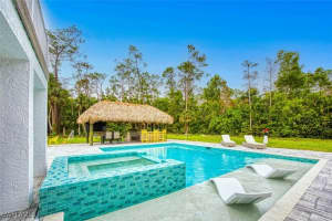 675 Logan Boulevard, Naples, FL 34119 Sold 08/21/25