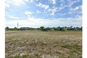 1 Medalist Way, Rotonda West, FL 33947 - MLS#225060634