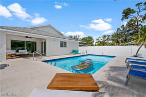 664 102nd Ave N, Naples