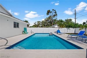 664 102nd Avenue, Naples, FL 34108 - MLS#225060635