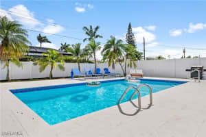 664 102nd Avenue, Naples, FL 34108 - MLS#225060635