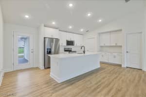 634 Nw 15th Ter Cape Coral, FL 33993 - Off Market