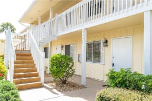 4627 Bayshore Drive, Naples, FL 34112 - MLS#225060688