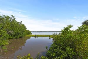 465 Donora Blvd, Fort Myers Beach
