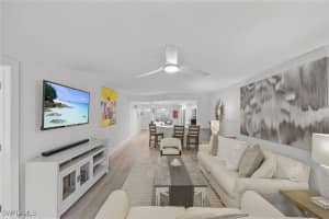 876 Gulf Pavilion Drive, Naples, FL 34108 - MLS#225060743