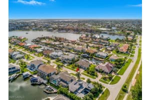 609 Crescent Street, Marco Island, FL 34145 - MLS#225060795