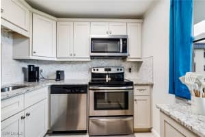 1724 Pine Valley Drive, Fort Myers, FL 33907 - MLS#225060810