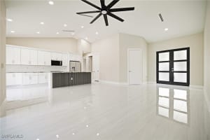1117 Trafalgar Parkway, Cape Coral, FL 33991 - MLS#225060816