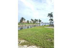 863 Oak St, Fort Myers Beach 863 Oak St, Fort Myers Beach