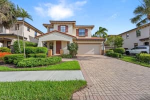 1248 Manado Dr, Naples
