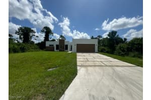 55 Colin Avenue, Lehigh Acres, FL 33976 - MLS#225060883