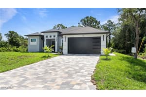 211 Thornton Avenue, Lehigh Acres, FL 33974 Sold 08/20/25