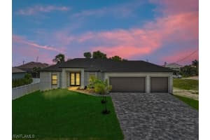 2113 Sw 22nd Ct, Cape Coral