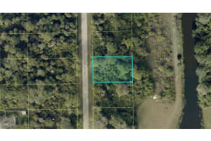 641 NAPLES Avenue, Lehigh Acres, FL 33974 - MLS#225060982