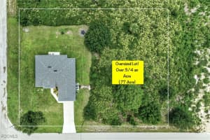 860 Theodore Vail Street, Lehigh Acres, FL 33974 - MLS#225061028