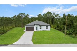 718 Drury Ave, Lehigh Acres