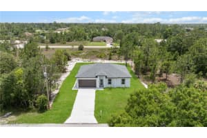 858 Portland St E, Lehigh Acres